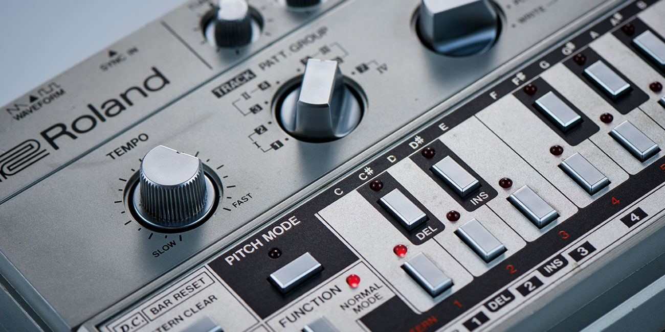 Roland tb-303