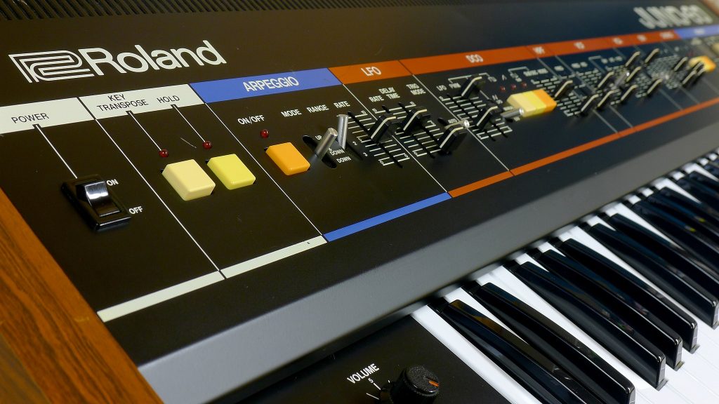 Roland Juno: Arp section